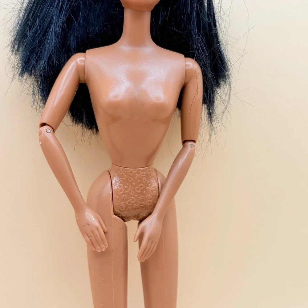 BARBIE CHRISTIE DOLL Articulated Body Arms Move Nude Doll With‎ Pink Earrings